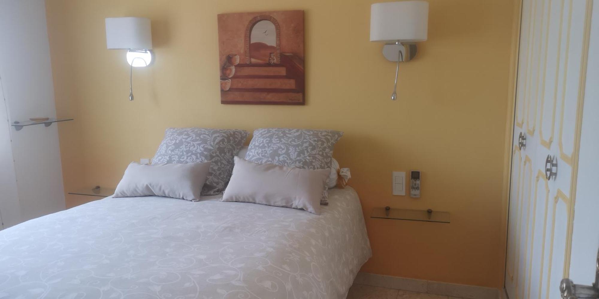 Appartement Dans Villa Avec Piscine Et Jardin Marguerittes Buitenkant foto