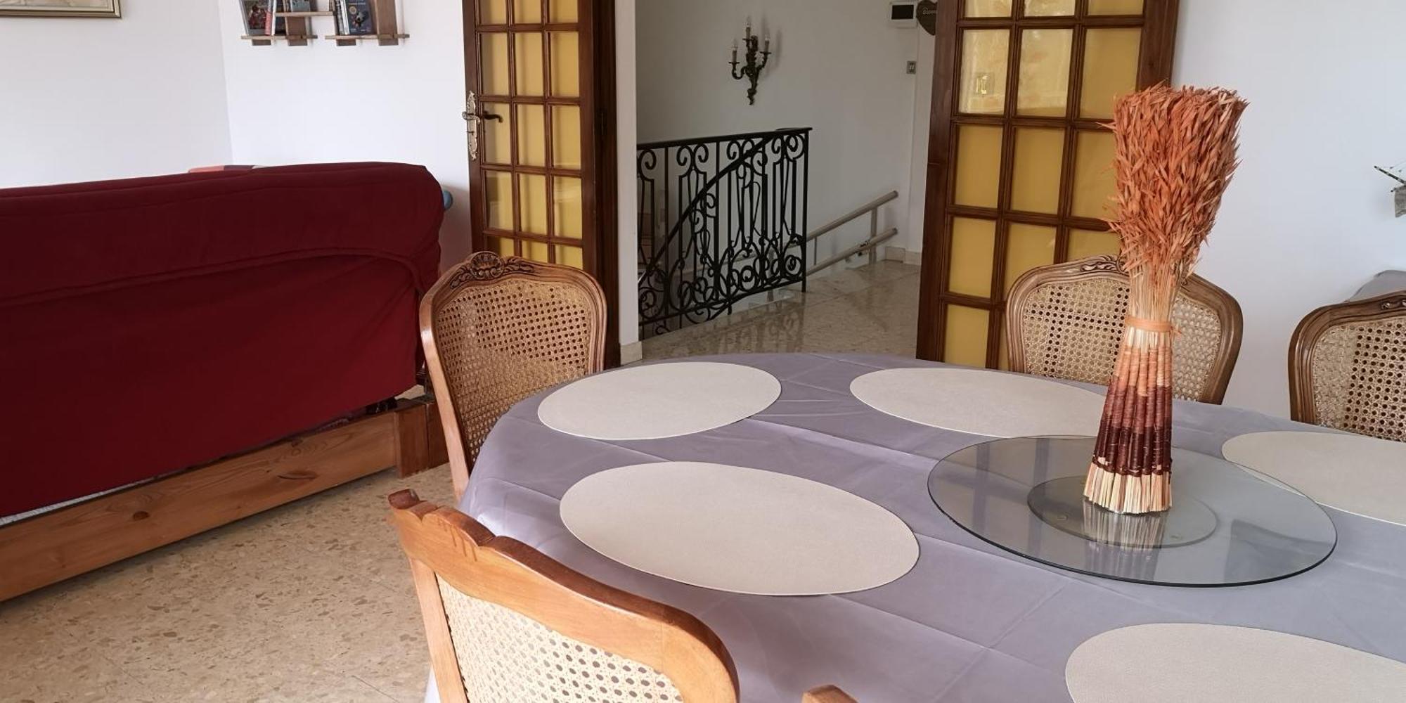 Appartement Dans Villa Avec Piscine Et Jardin Marguerittes Buitenkant foto