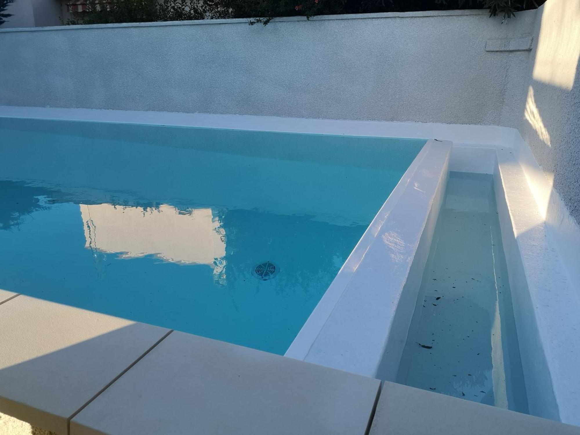 Appartement Dans Villa Avec Piscine Et Jardin Marguerittes Buitenkant foto