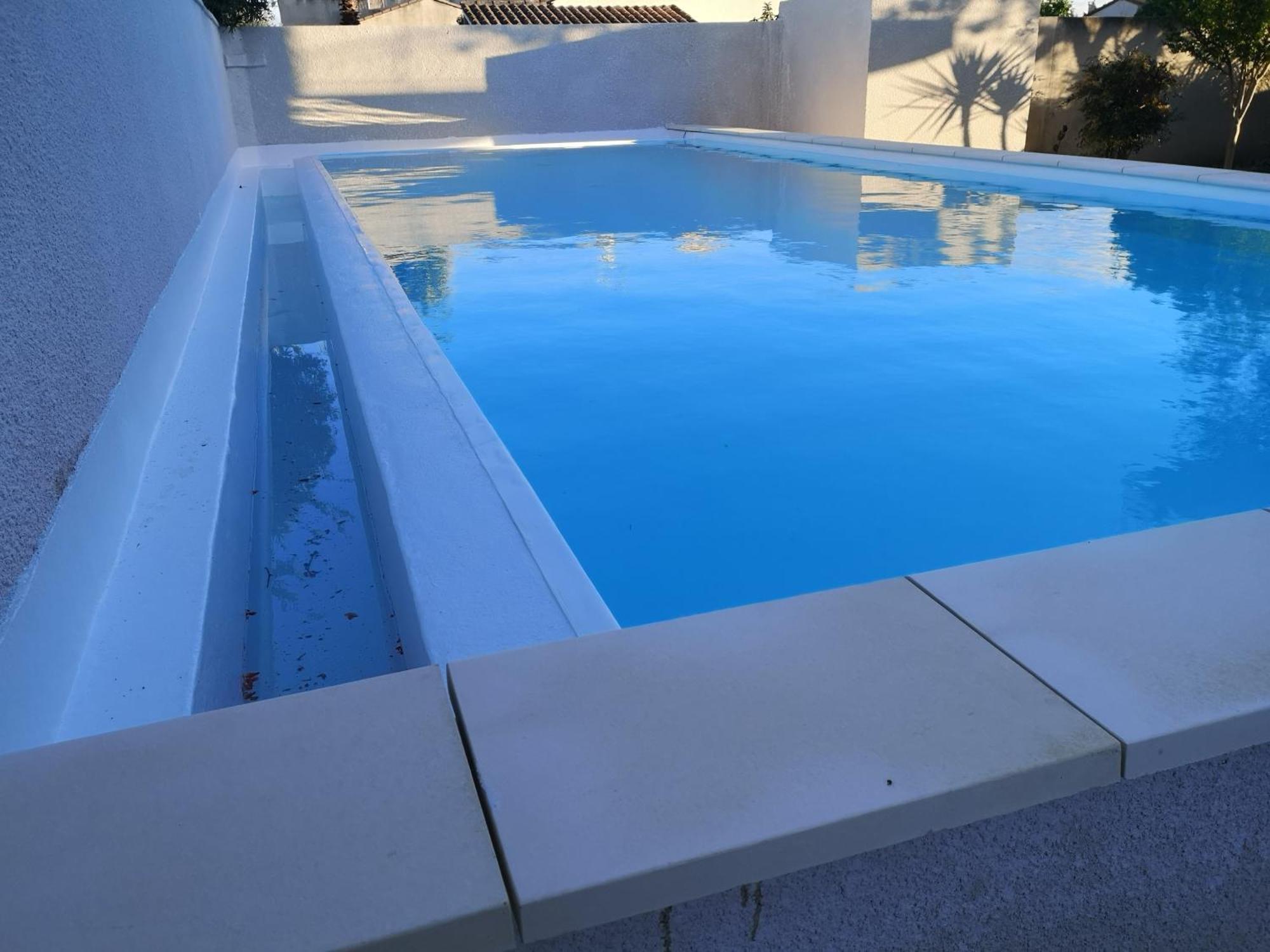 Appartement Dans Villa Avec Piscine Et Jardin Marguerittes Buitenkant foto